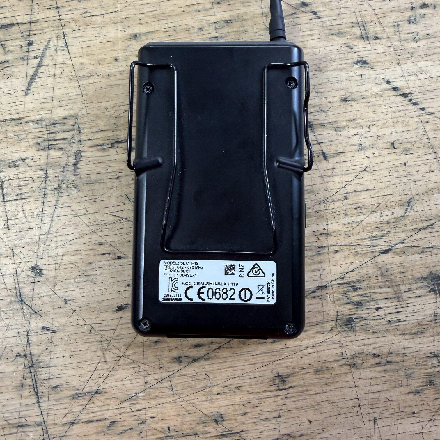 Used Shure SLX4 H19 Freq: 542Mhz-572Mhz Wireless Microphone System with SLX1 Body Pack - Image 10