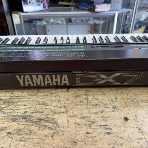 Vintage Yamaha DX7 Digital Programmable Algorithm Synthesizer