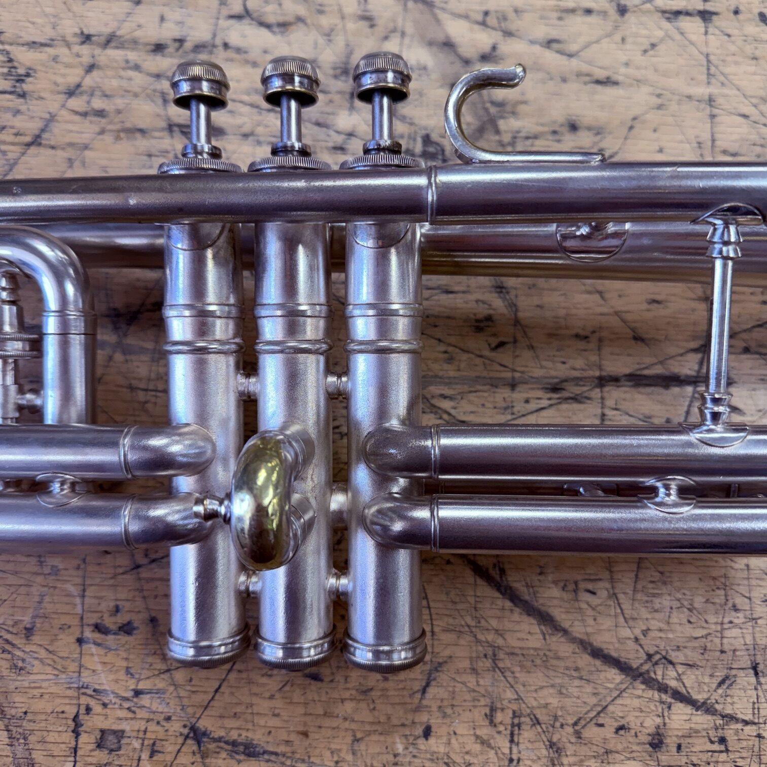 Vintage 1940 Conn Victor 80A Silver Bb Cornet with Case Just Serviced New Pro Tec Case - Image 5