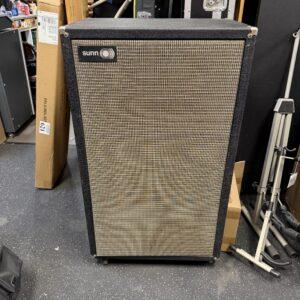 Vintage Sunn 610 S 6 ohm 6x10" Guitar Speaker Cabinet Made in the USA 1970's