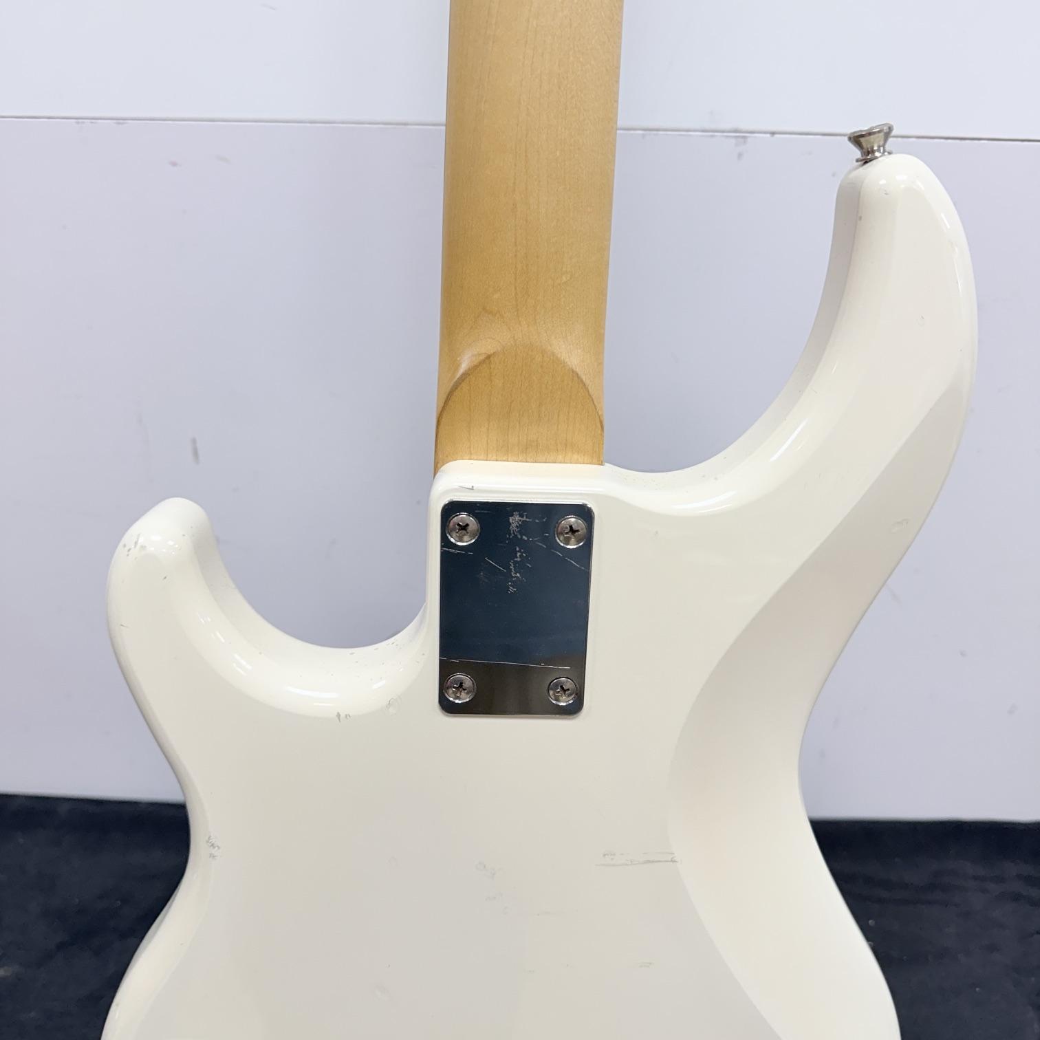 Vintage Yamaha BB200 4-String Active Electric Bass Guitar with EMG Leland Sklar Signature Pickups - Image 23