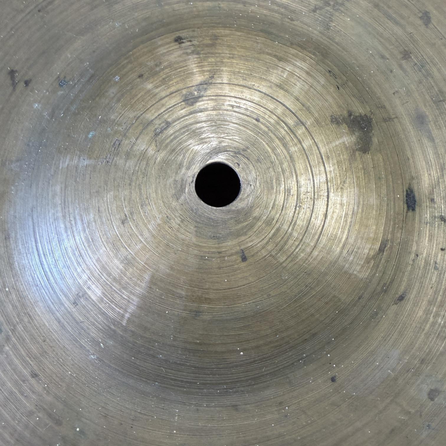 Vintage Zildjian K Istanbul 16" Crash Cymbal 1176 grams - Image 3