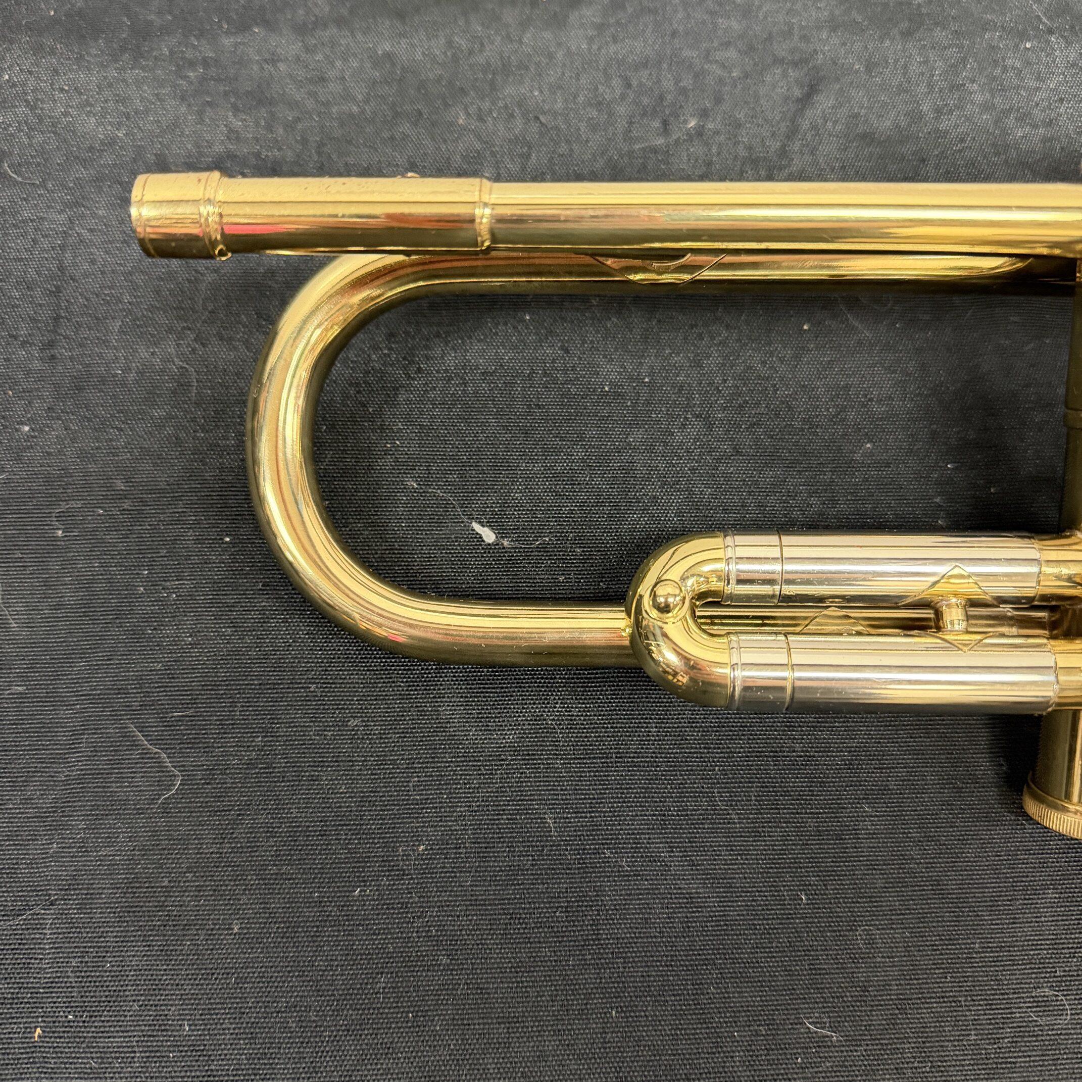 Vintage 1975 Reynolds Medalist Bb Trumpet with Original Case and Mouthpiece Just Serviced - Image 3