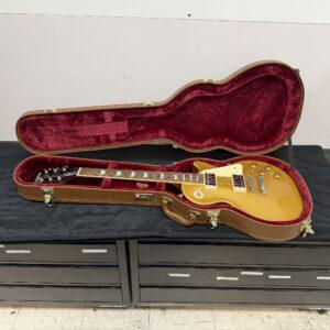 Epiphone Les Paul Standard Gold Top Electric Guitar with Case Made in China 2022