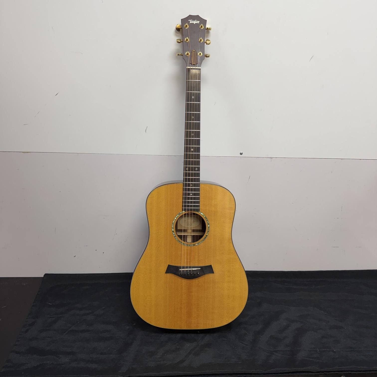 Used Taylor 710-LTD 2002 Natural Limited of 252 Acoustic Guitar with Case - Image 2
