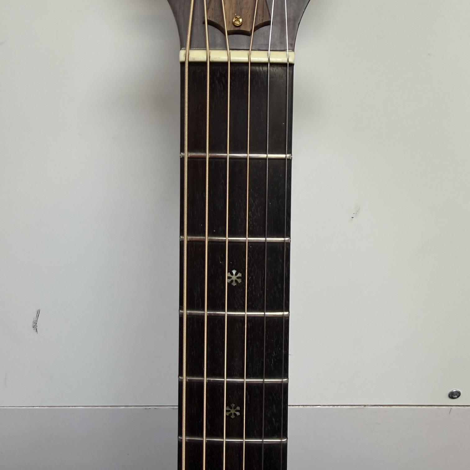 Used Taylor 710-LTD 2002 Natural Limited of 252 Acoustic Guitar with Case - Image 5