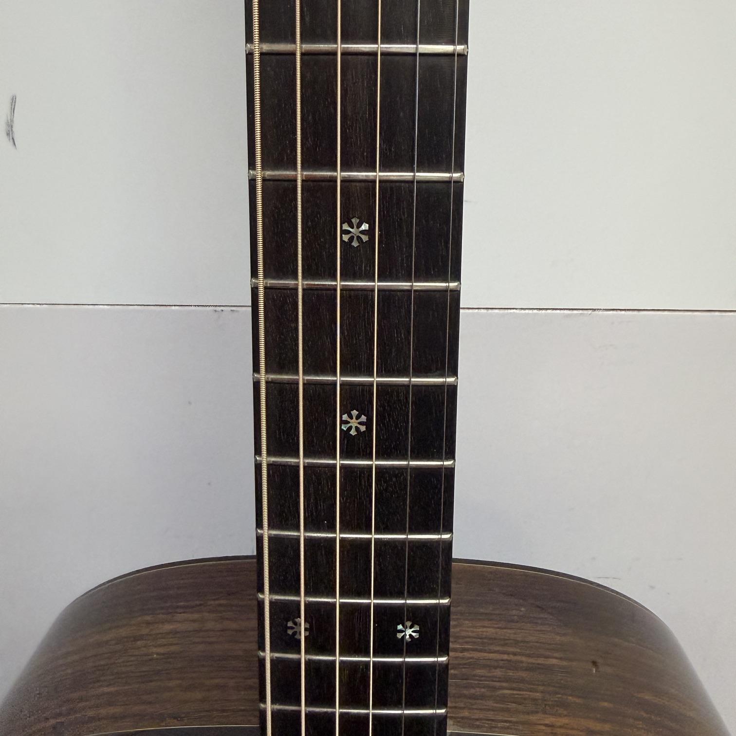 Used Taylor 710-LTD 2002 Natural Limited of 252 Acoustic Guitar with Case - Image 6
