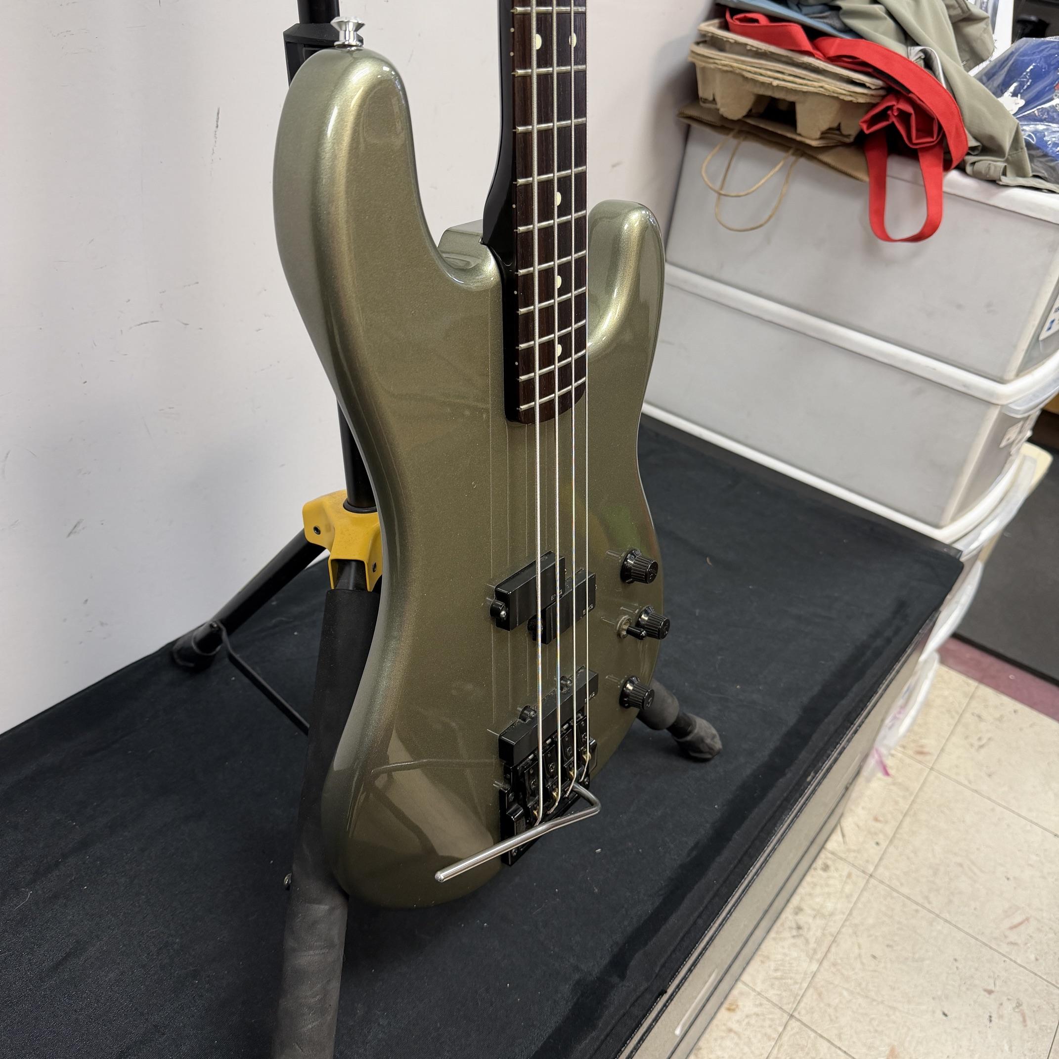 Vintage Fender P-J Bass 4-String Electric Bass Guitar Silver Jade Made in Japan Factory Kahler Tremolo Bridge Active EMG Pickups 1985-1986 - Image 13