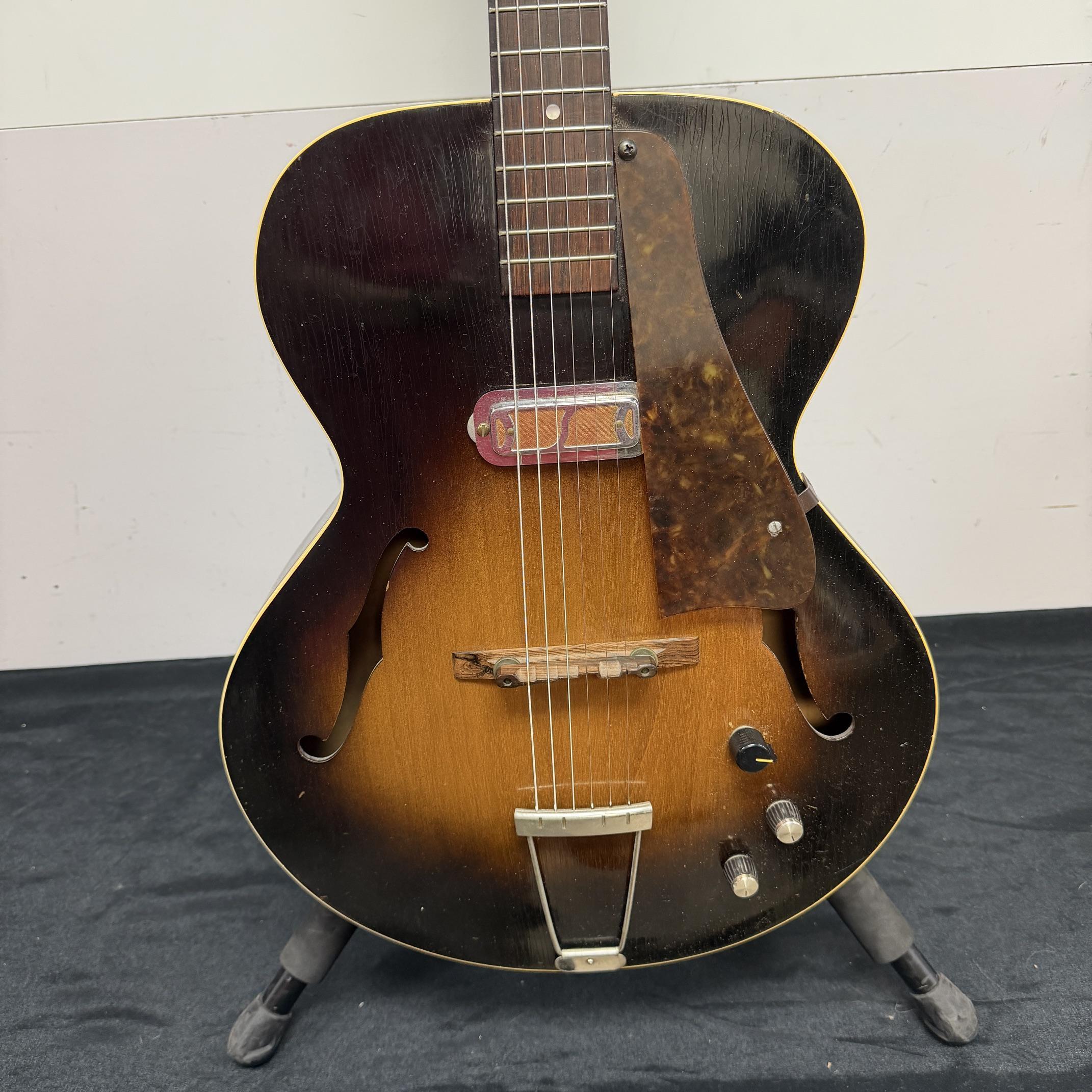 Vintage Gibson 1952 L-48 Hollowbody Archtop Acoustic Electric Guitar with DeArmond Gold Foil Pickup and Lifton Case - Image 8