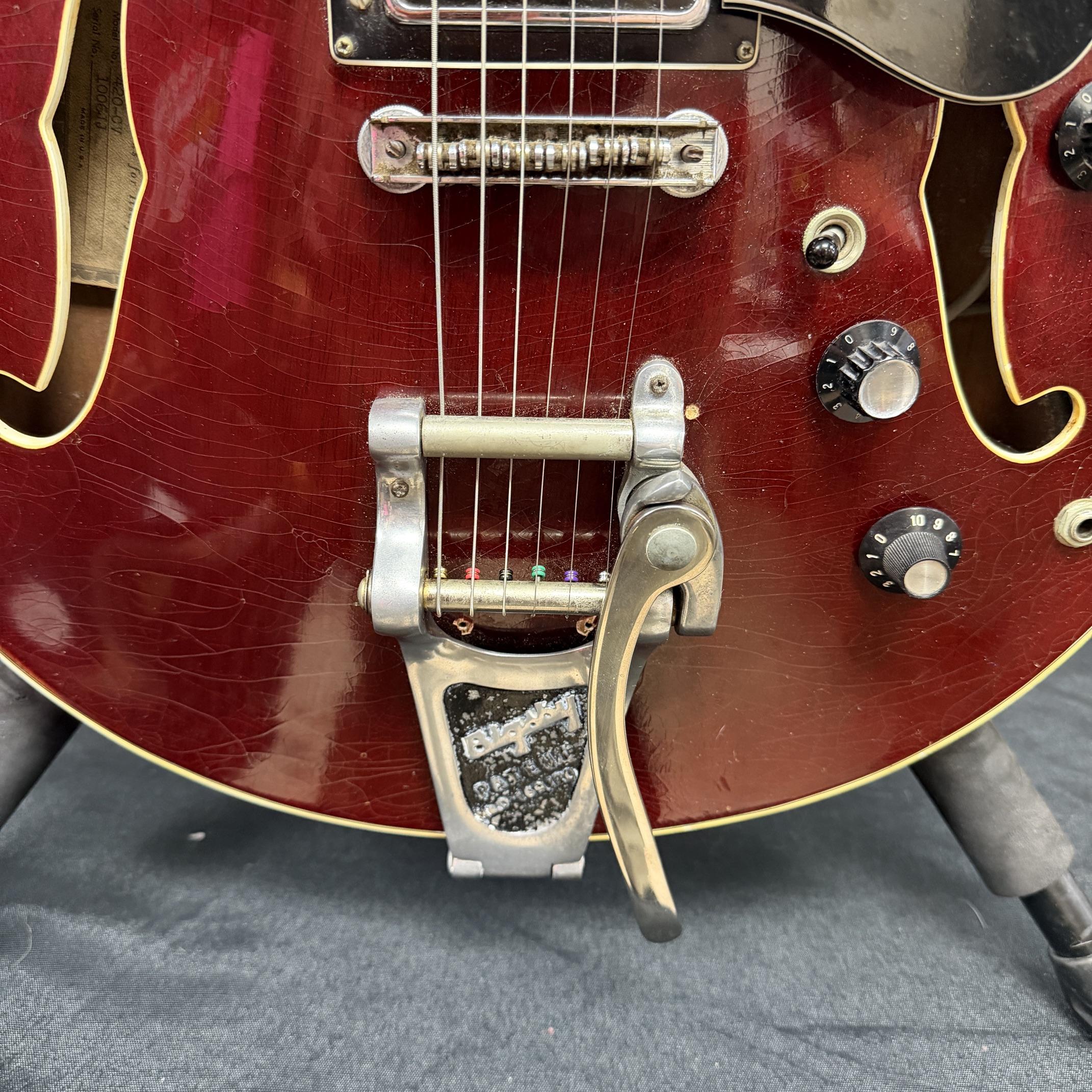 Vintage Standel 420-CV Semi-Hollowbody Electric Guitar 60's Made in the USA with Case Bigsby - Image 11