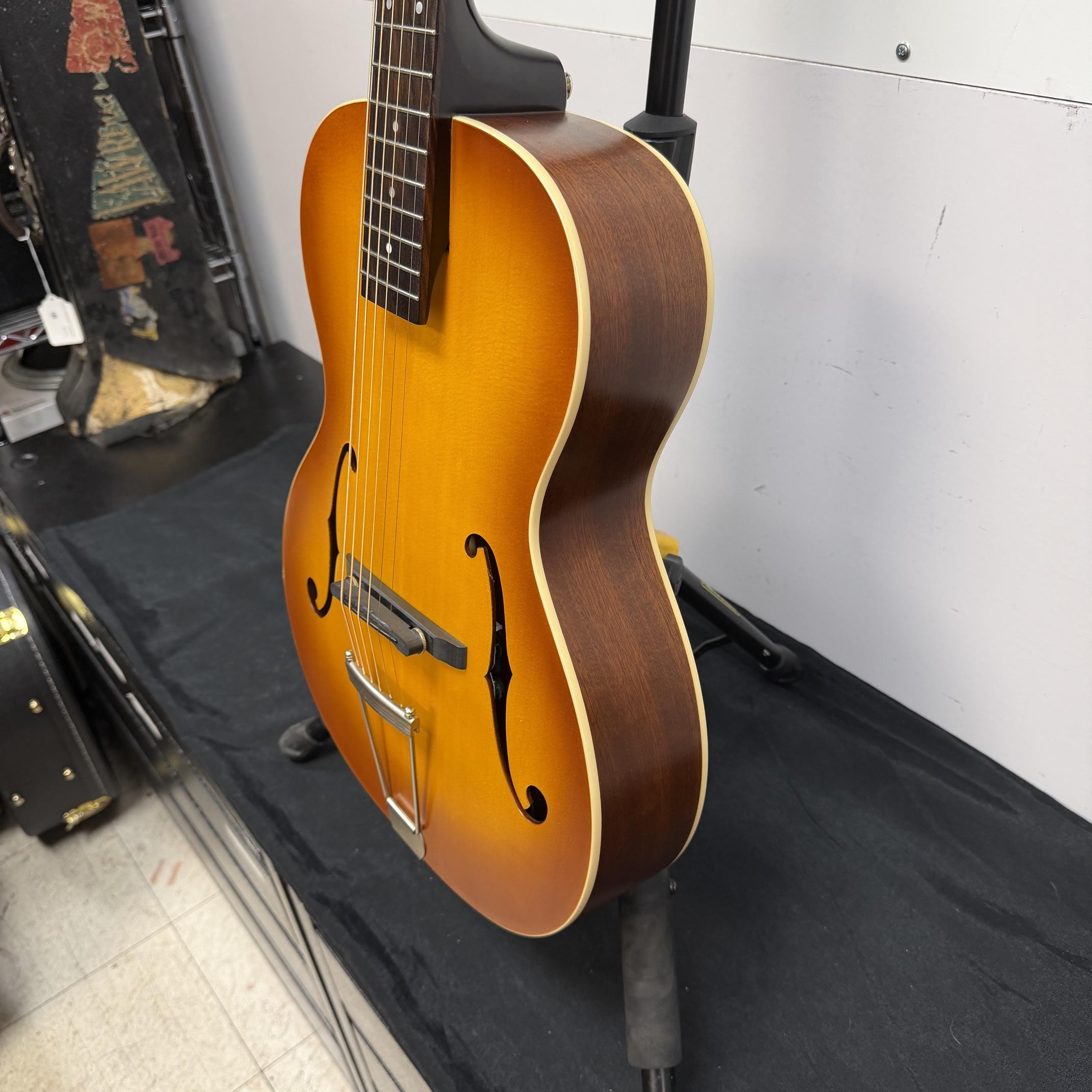 Used Epiphone Masterbilt Olympic Archtop Acoustic Electric Guitar with Case Honey Burst 2016 - Image 12