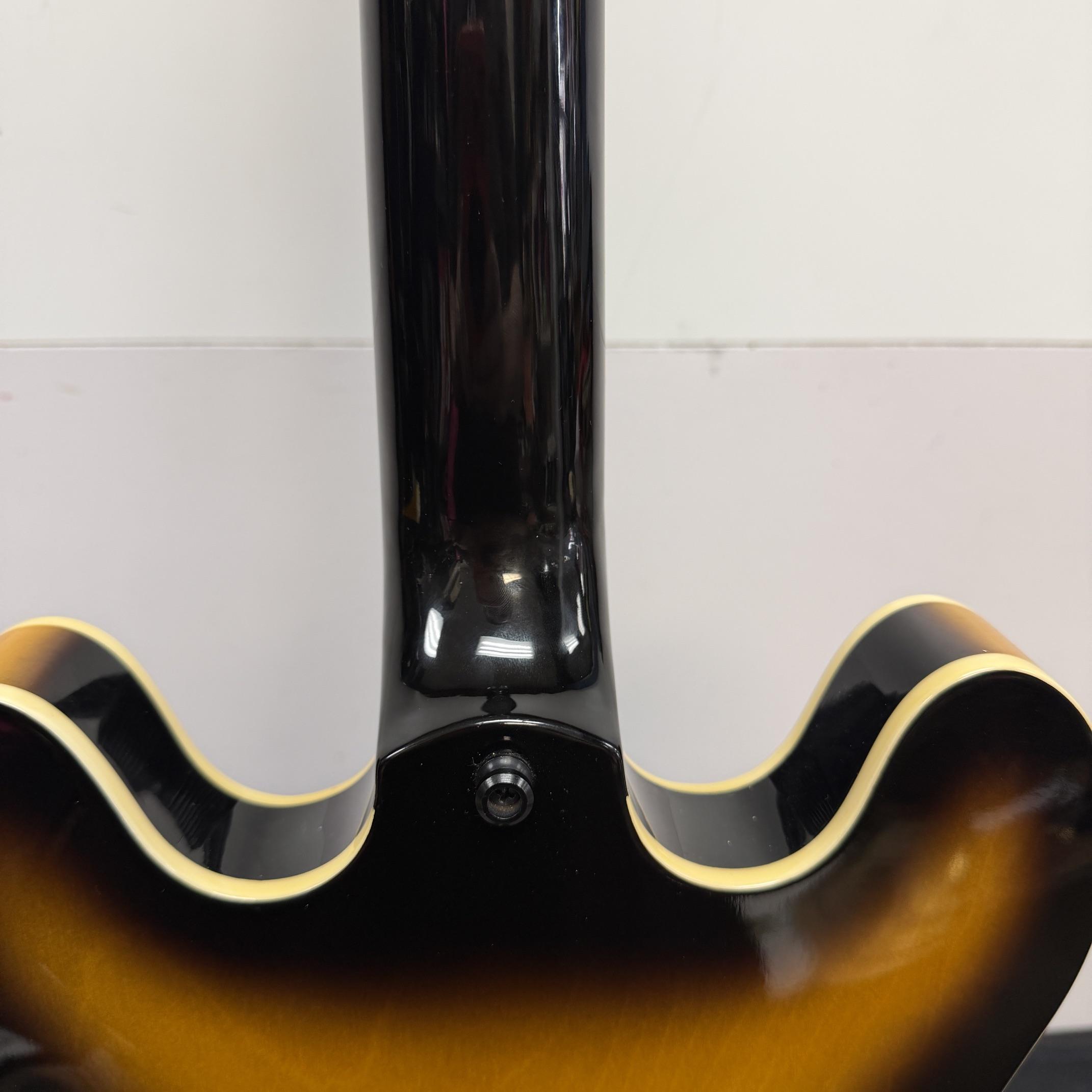 Used Epiphone Casino VS Hollowbody Electric Guitar Bigsby Tremolo with Case Vintage Sunburst 2007 - Image 21
