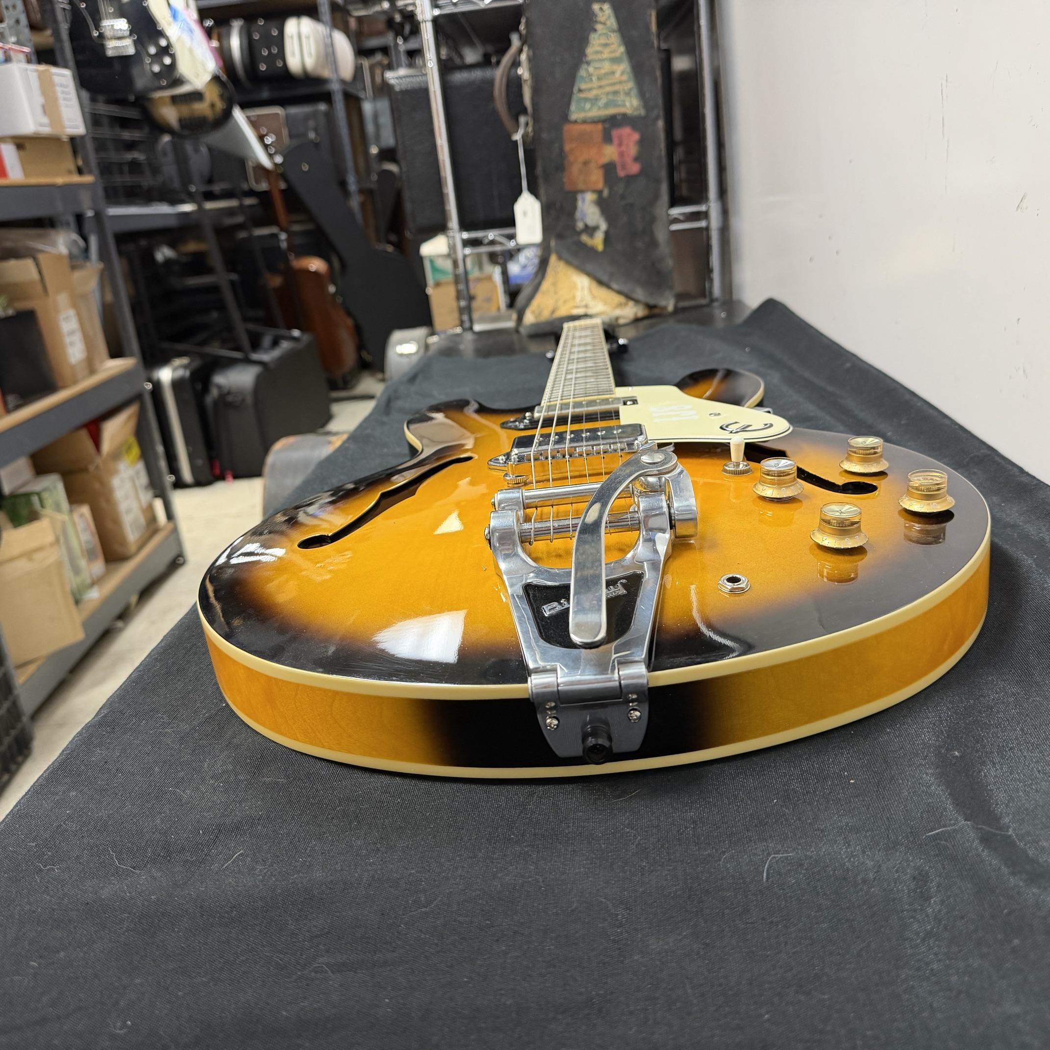 Used Epiphone Casino VS Hollowbody Electric Guitar Bigsby Tremolo with Case Vintage Sunburst 2007 - Image 25