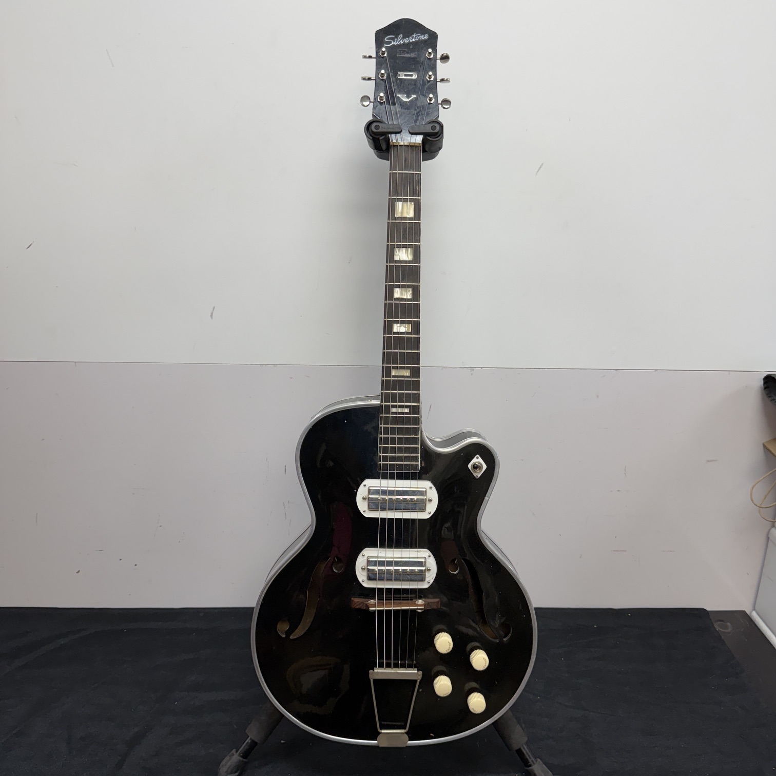 Vintage Silvertone ESPANADA H63 H64 Electric Guitar