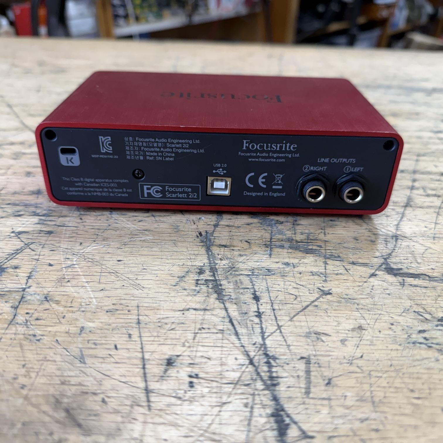 Used Focusrite Scarlett 2i2 First Generation USB 2.0 Digital Audio Recording Interface - Image 5