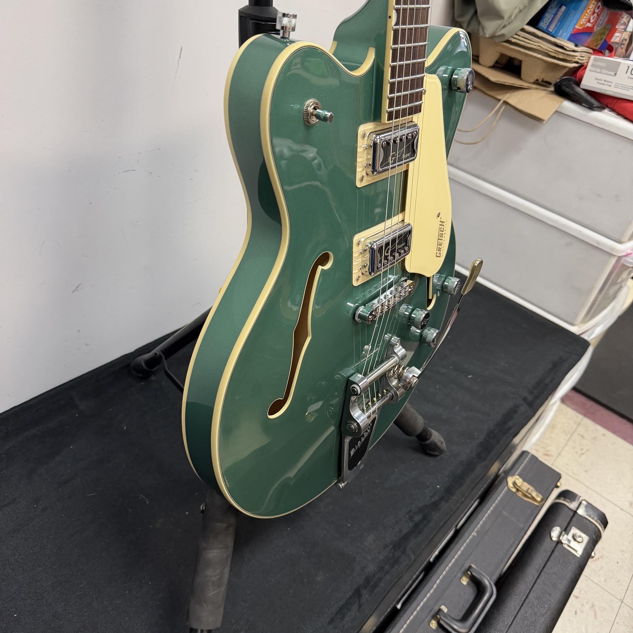 Used Gretsch Guitars G5622T Electromatic Center Block Double-Cut with Bigsby Semi Hollowbody Electric Guitar Made in Korea with Case 2017 Georgia Green - Image 11
