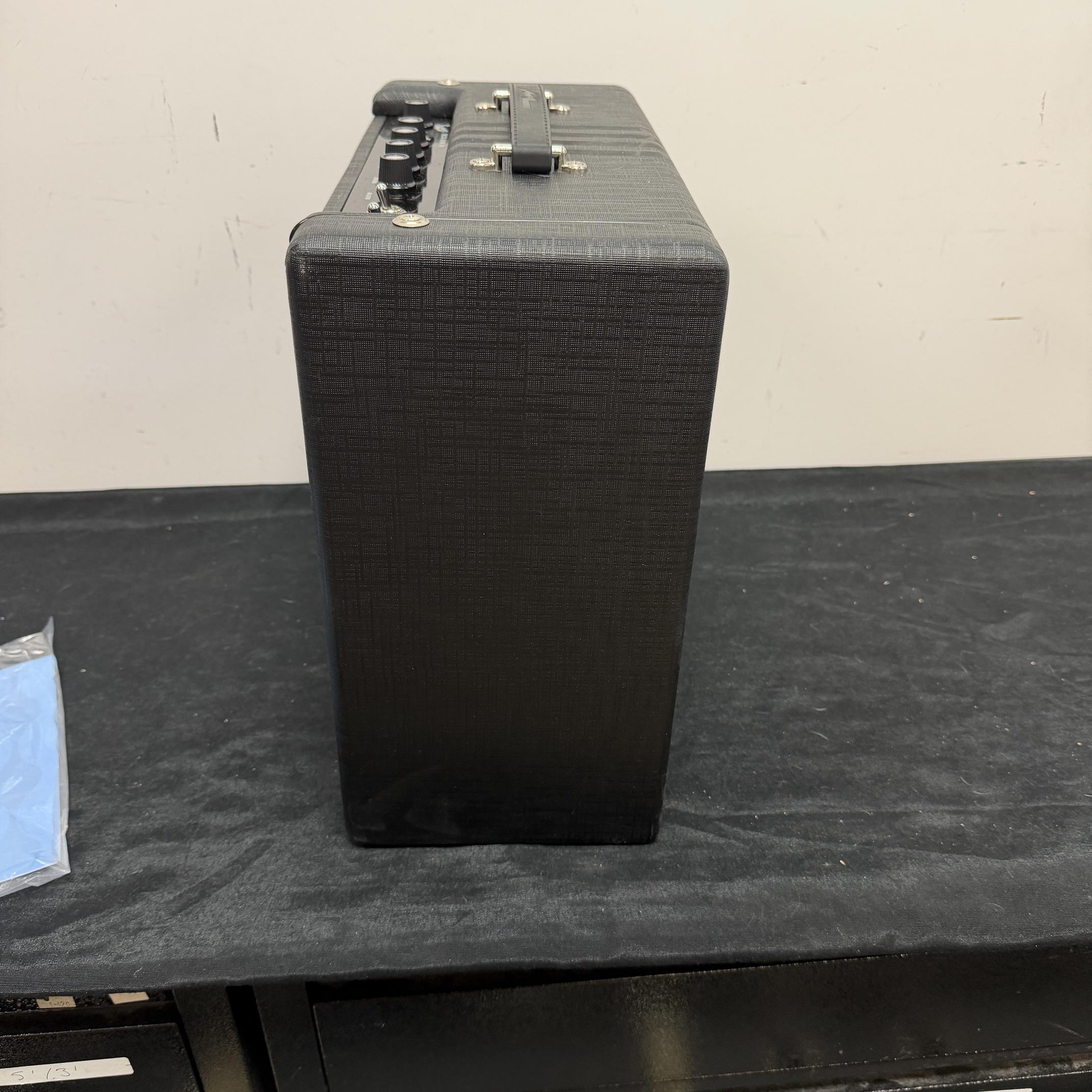 Used Supro 1820R Delta King 10 1x10 5W Tube Guitar Combo Amp Regular Black with Manual - Image 7