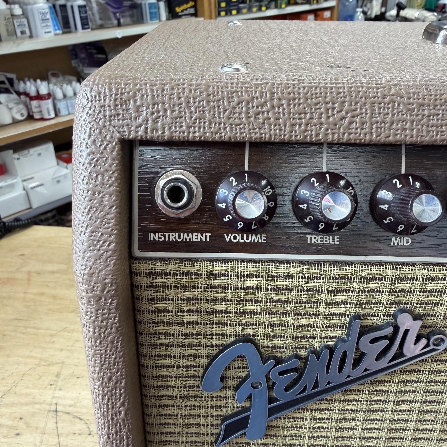 Used Fender Acoustasonic Junior Guitar Amp Amplifier - Image 2