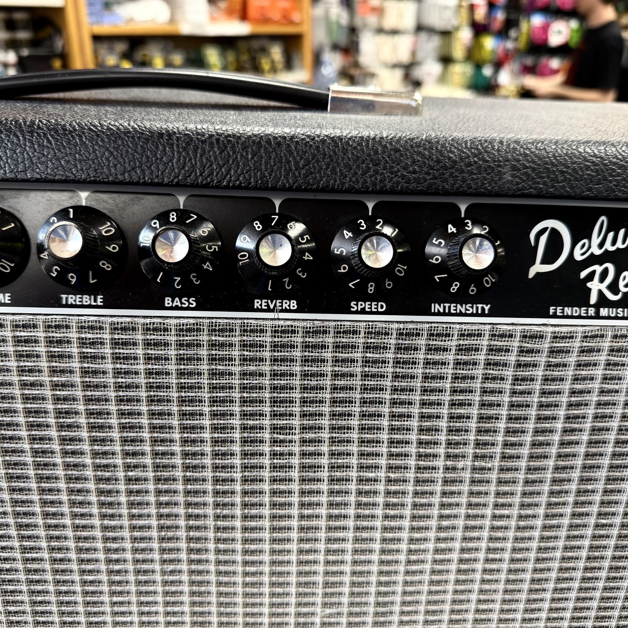 Used Fender 65 DELUXE REVERB Reissue Tube Guitar Amp Amplifier with Footswitch & Cover 2013 - Image 4