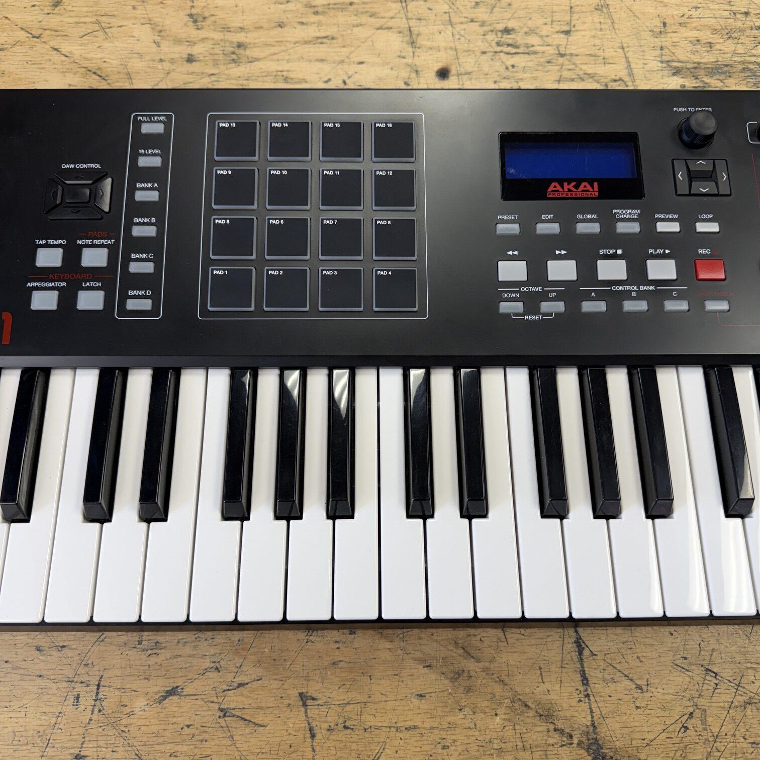 Used AKAI Professional MPK261 61-key Keyboard MIDI Controller - Image 3
