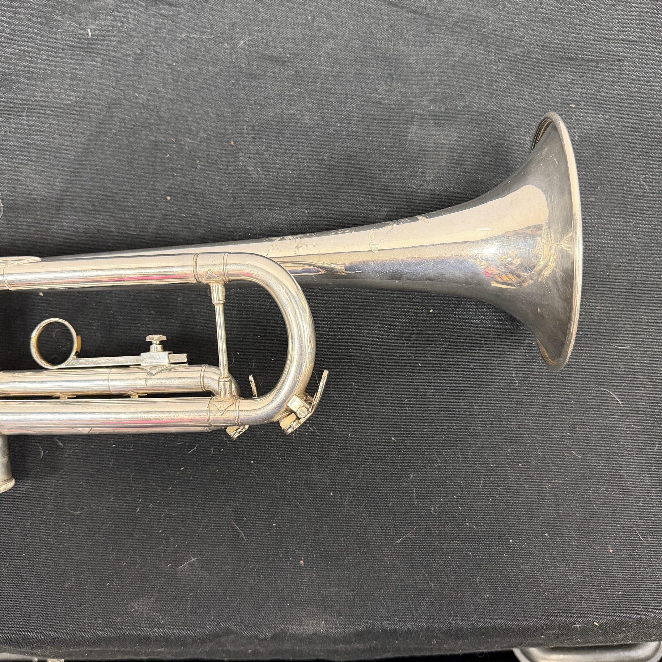 Used Bach TR-200 Silver Bb Trumpet with Pro Tec Case Just Serviced - Image 7