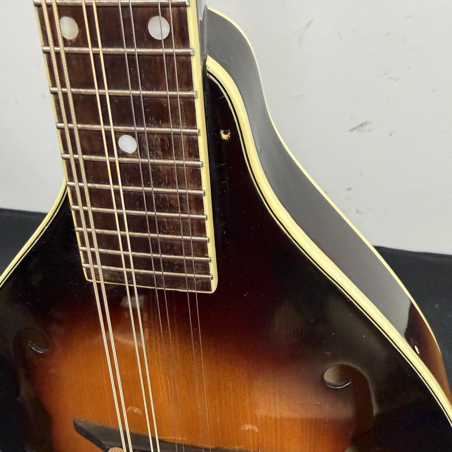 Used Kentucky KM-140 Standard A-Style Acoustic Mandolin with Case - Image 7