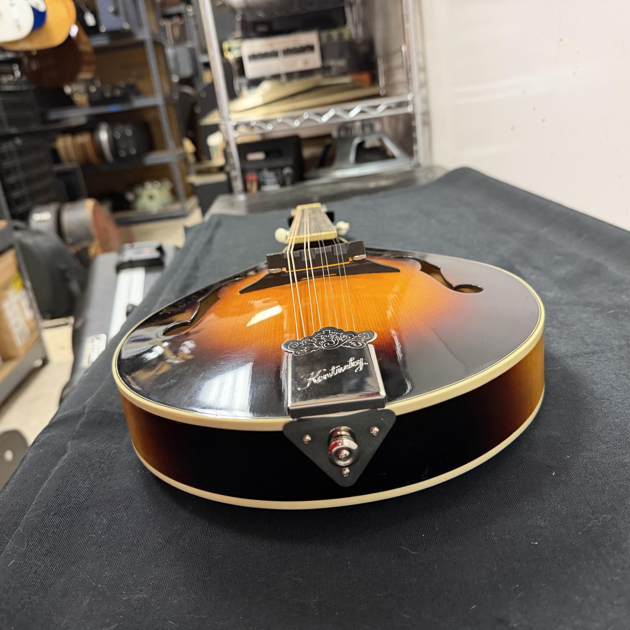 Used Kentucky KM-140 Standard A-Style Acoustic Mandolin with Case - Image 19