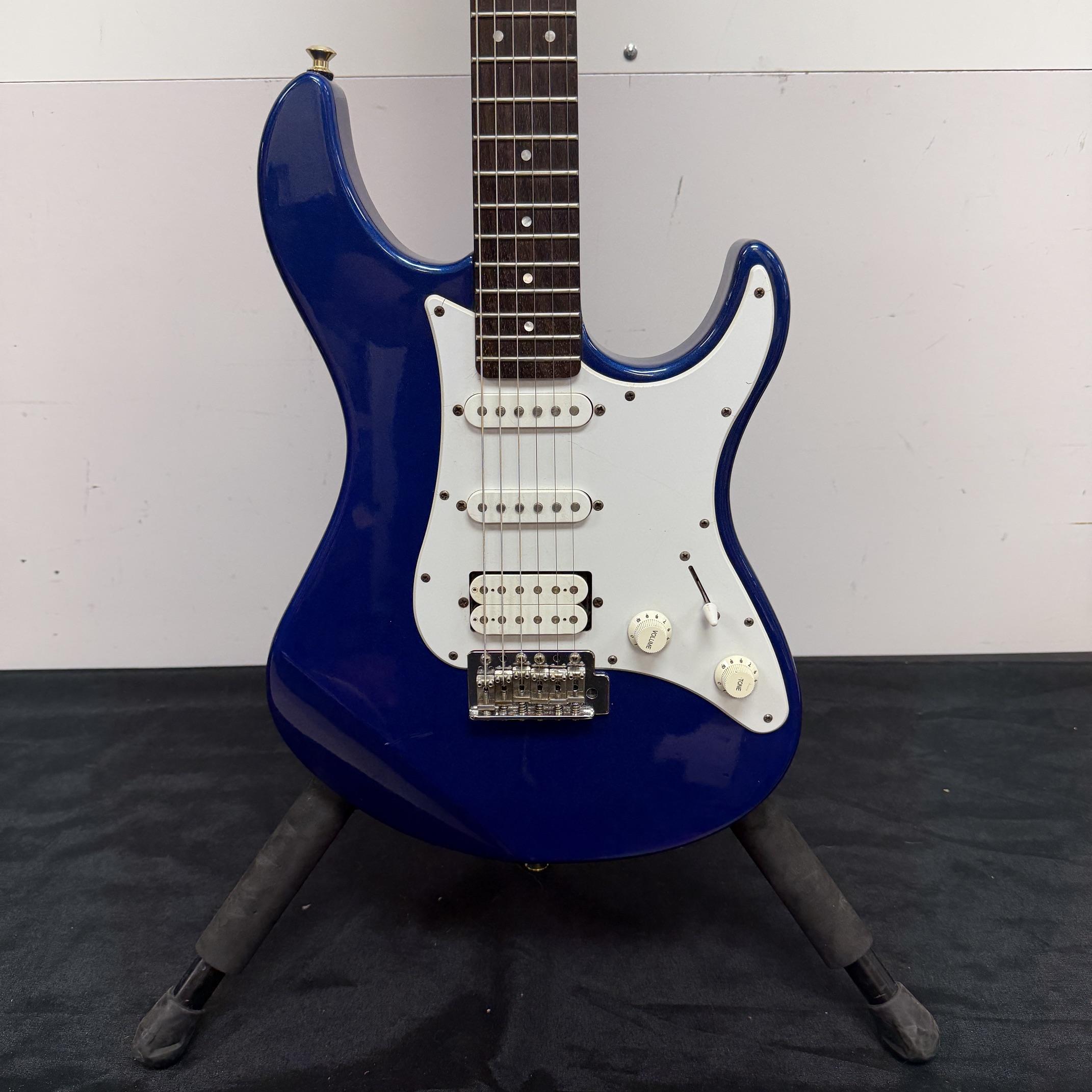 Used Yamaha PAC012 Pacifica Electric Guitar Metallic Blue - Image 7