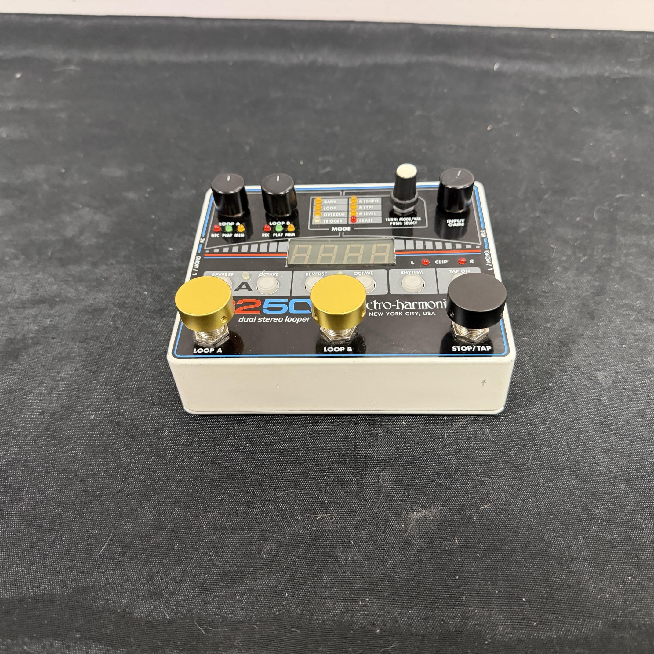 Used Electro-Harmonix 22500 Dual Stereo Looper Guitar Pedal with 8GB SD Card - Image 2