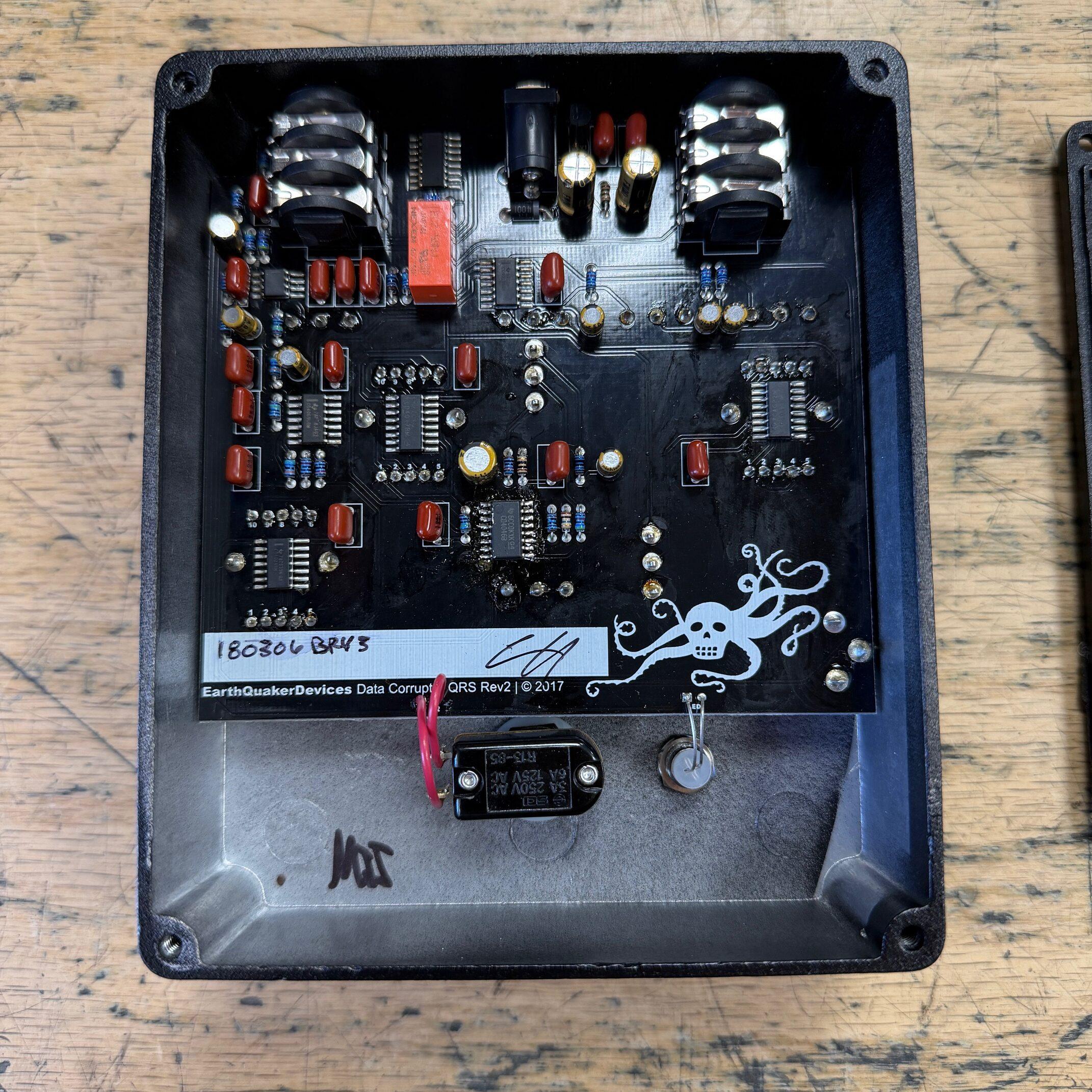 Used Earthquaker Devices Data Corrupter Modulated Monophonic Harmonizing PLL Guitar Pedal - Image 9