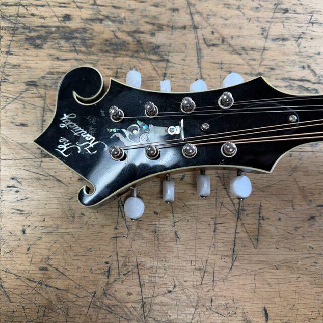 Used The Kentucky KM-1000 Master Model F-Style Acoustic 8-String Mandolin - Image 3