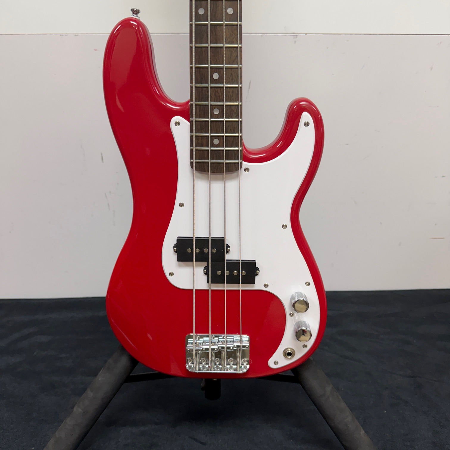 Used Squier Precision P Bass Mini Electric Bass Guitar Dakota Red Laurel Fingerboard 2024 - Image 6