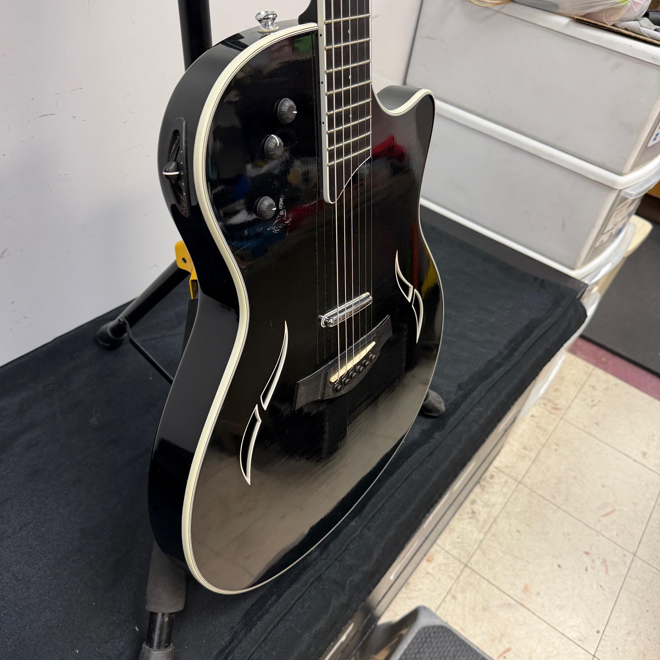 Used Taylor T5-S1 Standard Maple Electric Guitar 2005 - 2013 - Translucent Black Edgeburst - Image 11