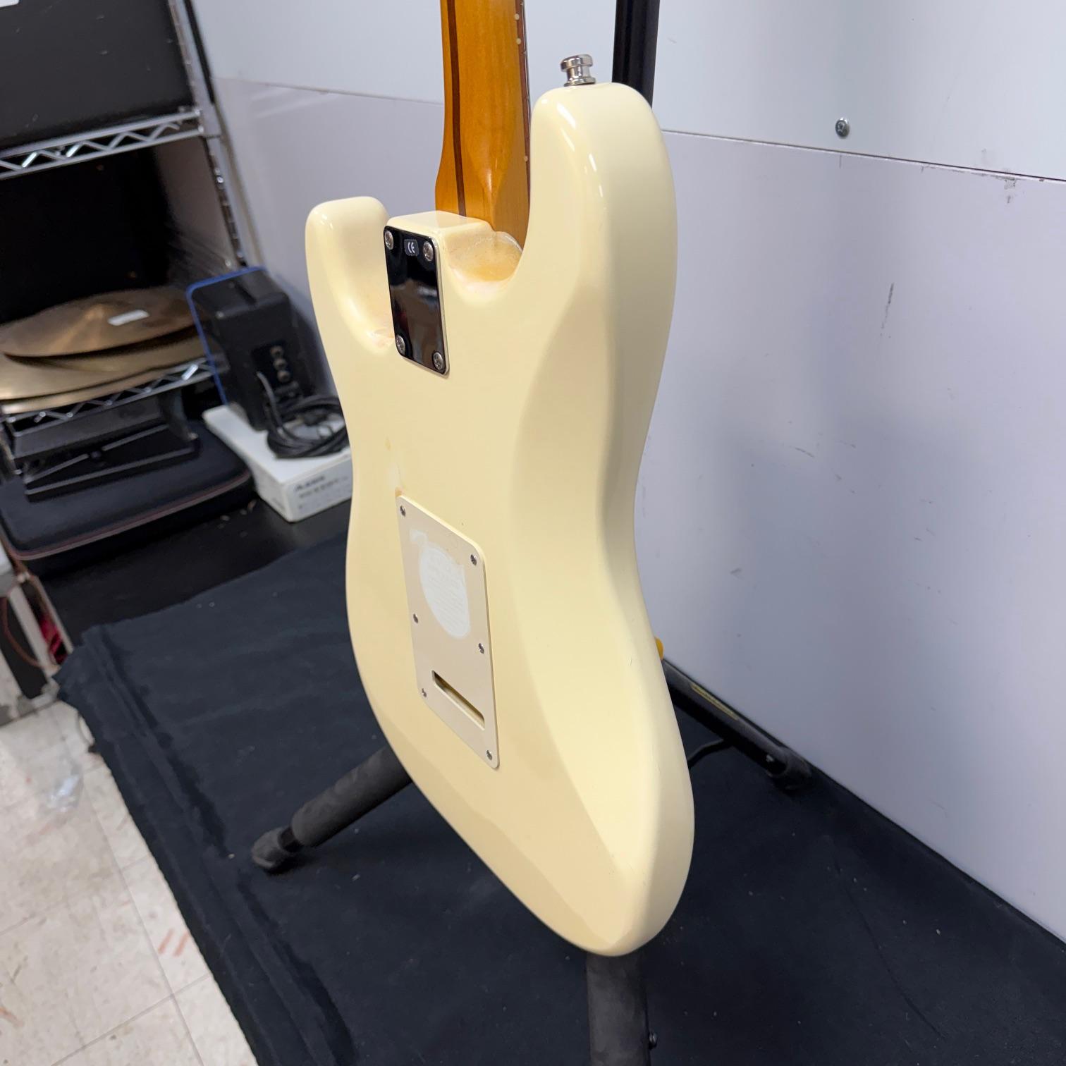 Used Fender Standard Fat Strat Stratocaster Electric Guitar HSS Made in Mexico 2003 Antique White - Image 23
