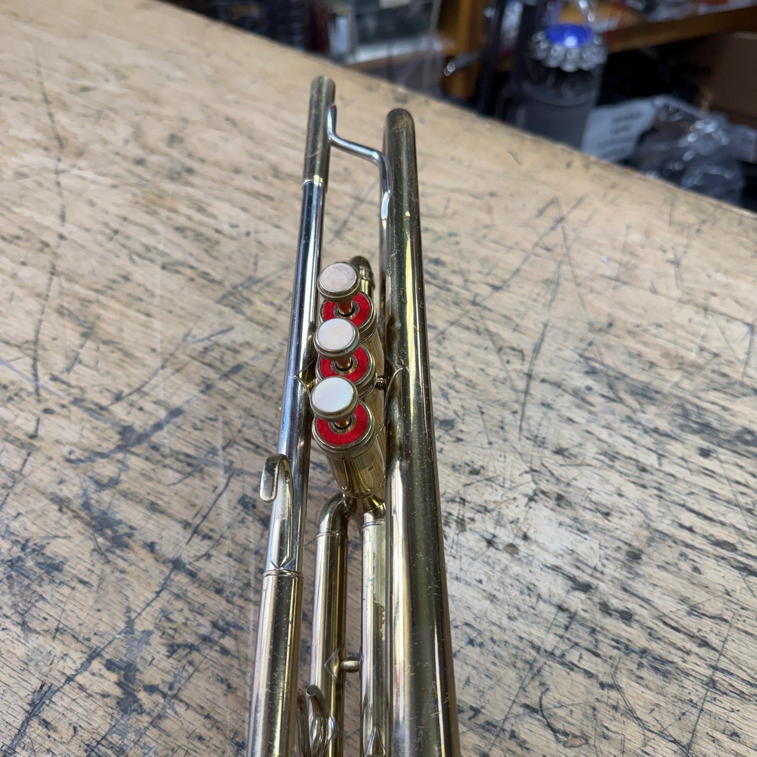 Vintage Selmer Signet Bb Trumpet Just Serviced with Reynolds Case 1952 - Image 10