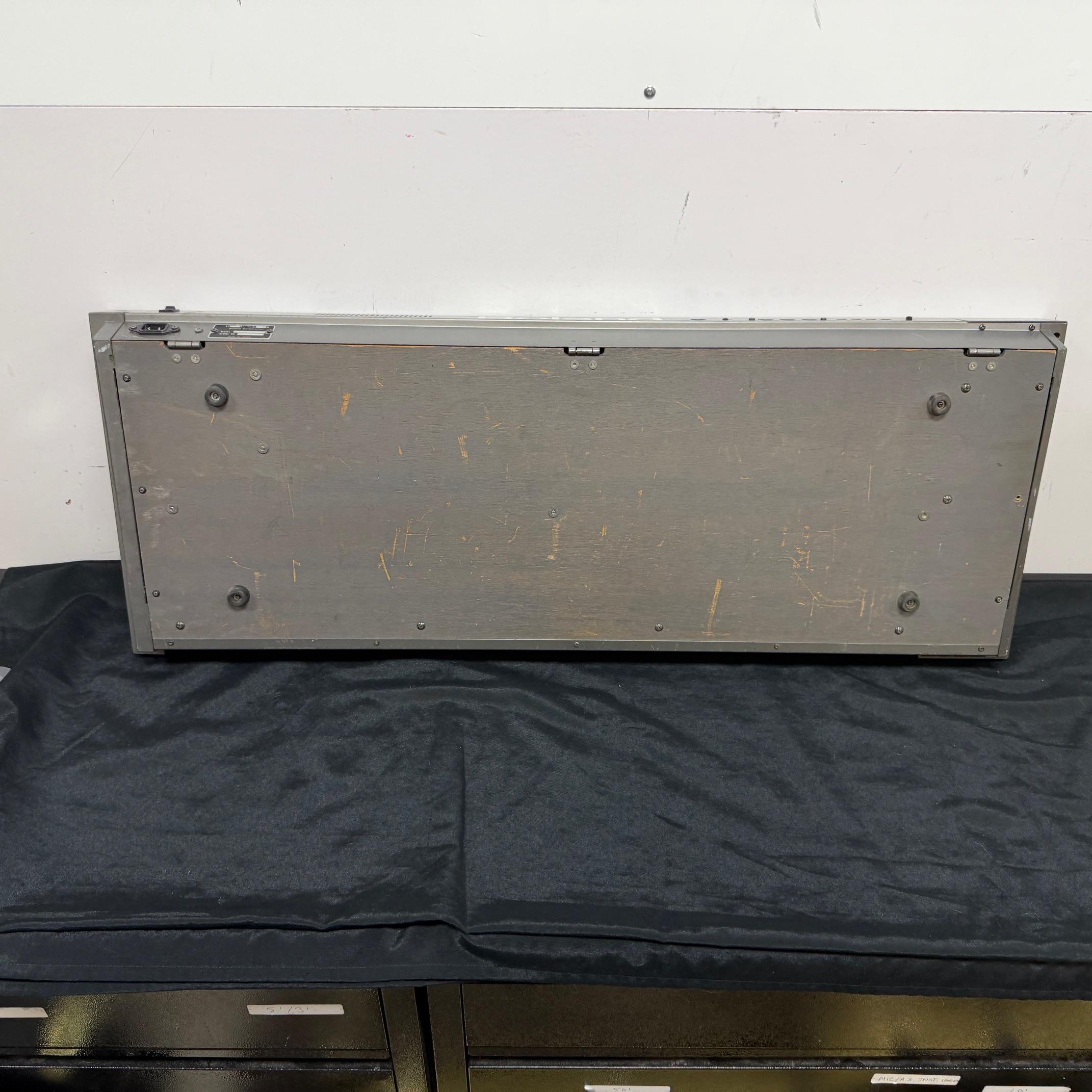 Vintage Roland JX-8P Polyphonic Synth Synthesizer Keyboard Made in Japan - Image 16