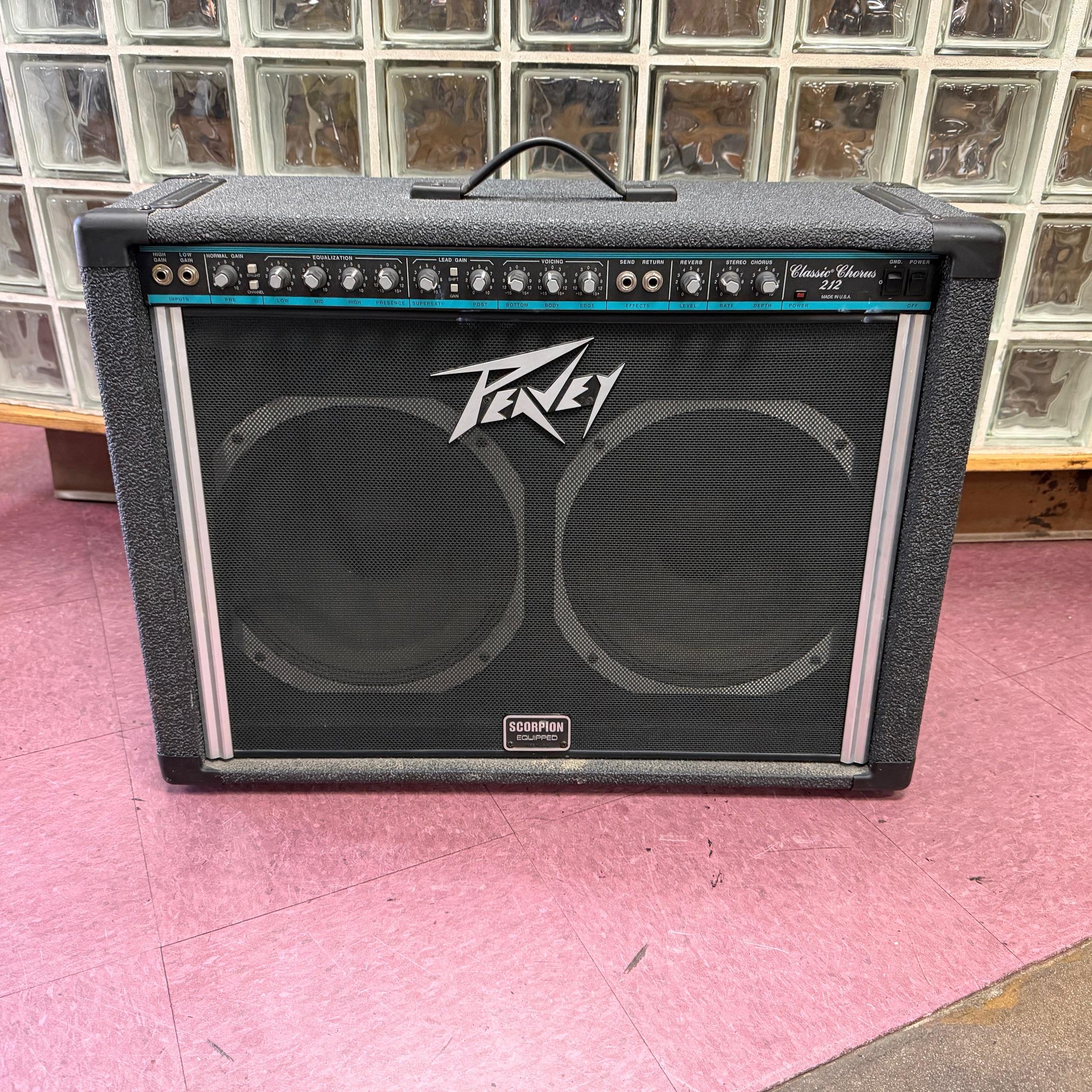 Vintage Peavey Classic Chorus 212 Solid State Combo Guitar Amp Amplifier