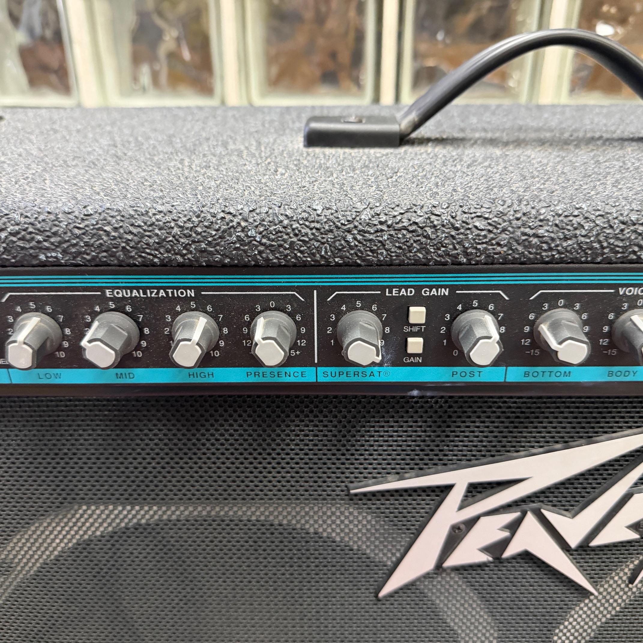 Vintage Peavey Classic Chorus 212 Solid State Combo Guitar Amp Amplifier - Image 3