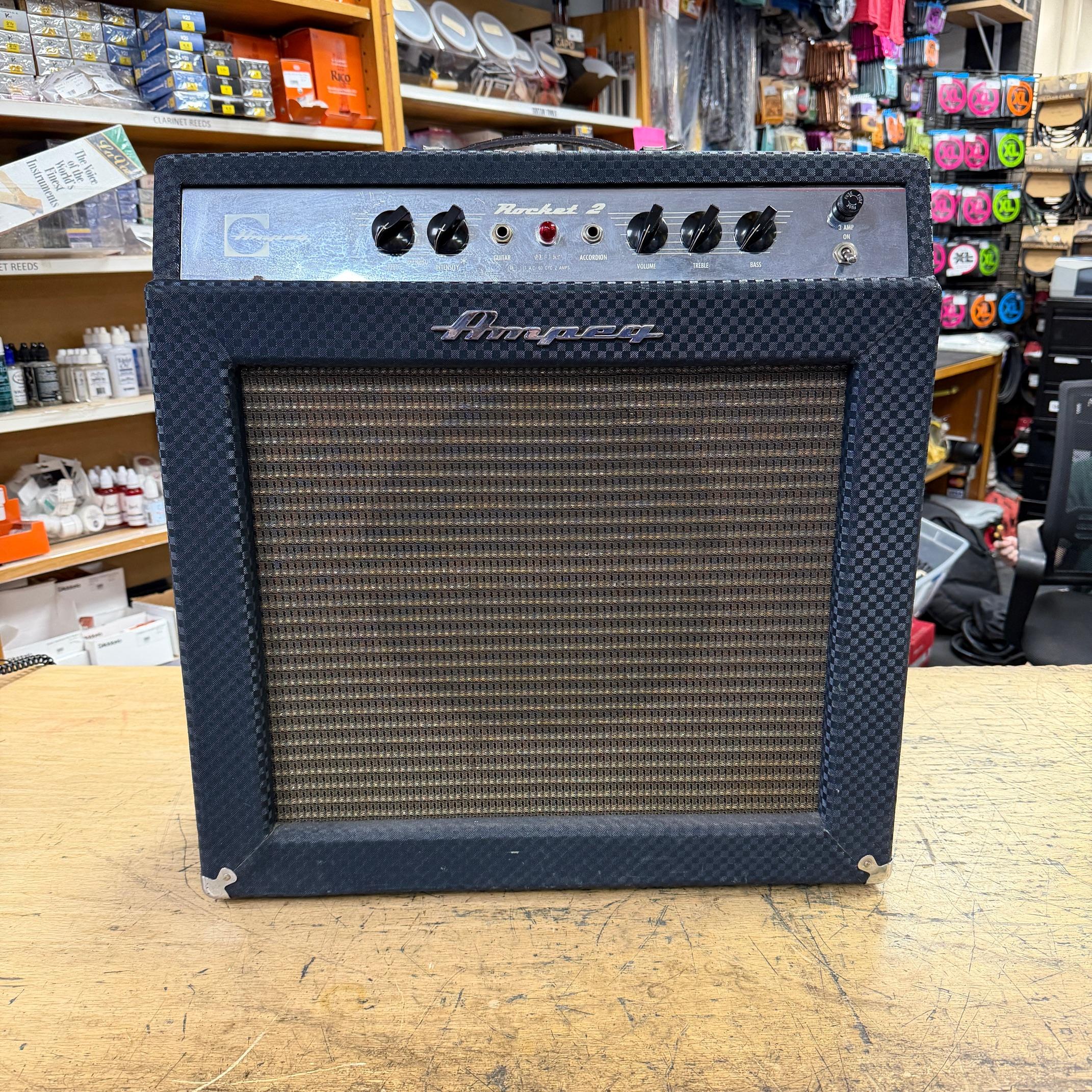 Vintage Ampeg GS-12 Rocket 2 Tube Guitar Amp Amplifier 1965