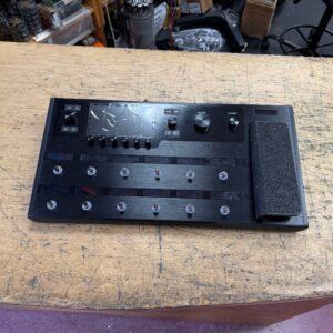 Used Line 6 Helix Guitar Multi-effects Floor Processor