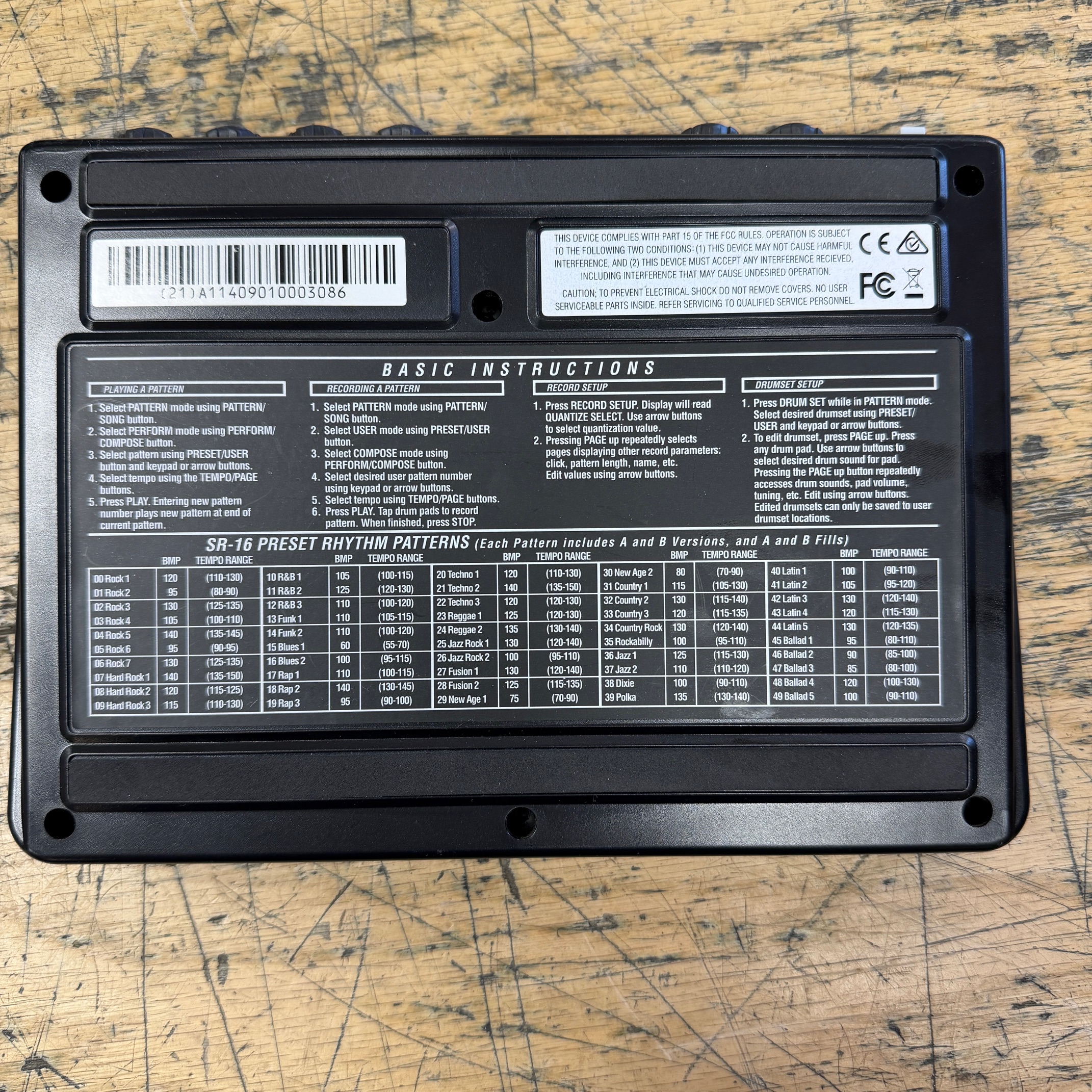 Used Alesis SR-16 Drum Machine with Original Box Manual and AC Adapter - Image 10